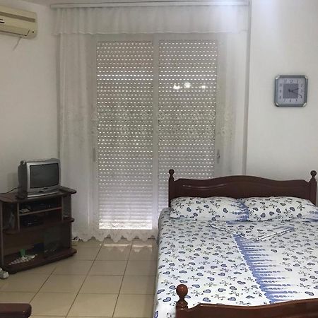 Geni Apartment ดูร์เรส ภายนอก รูปภาพ