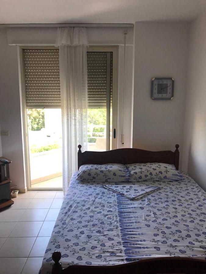 Geni Apartment ดูร์เรส ภายนอก รูปภาพ