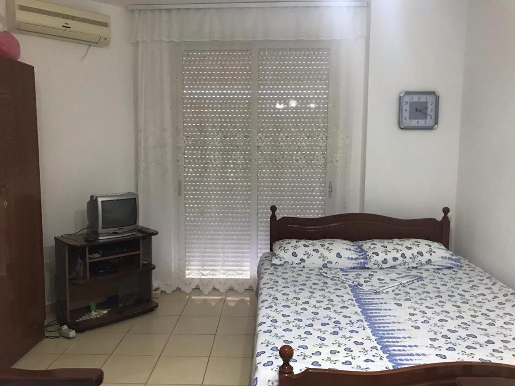 Geni Apartment ดูร์เรส ภายนอก รูปภาพ